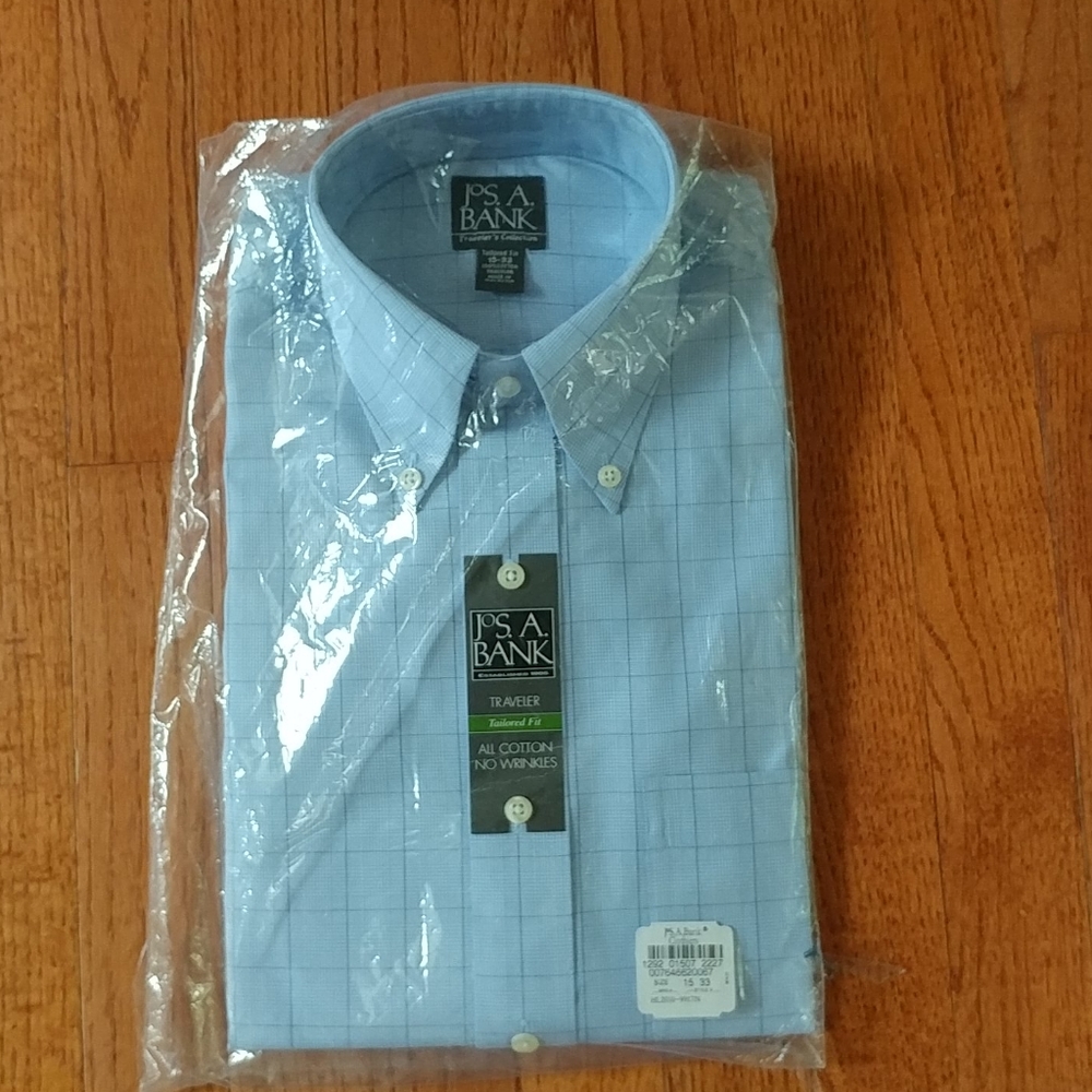 Jos. A. Bank dress shirt 15 x 33 Tailored Fit